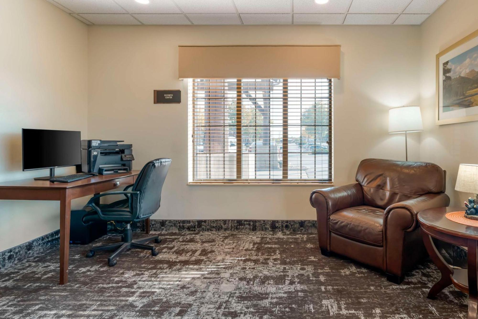 Best Western Yellowstone Crossing Laurel Exteriör bild